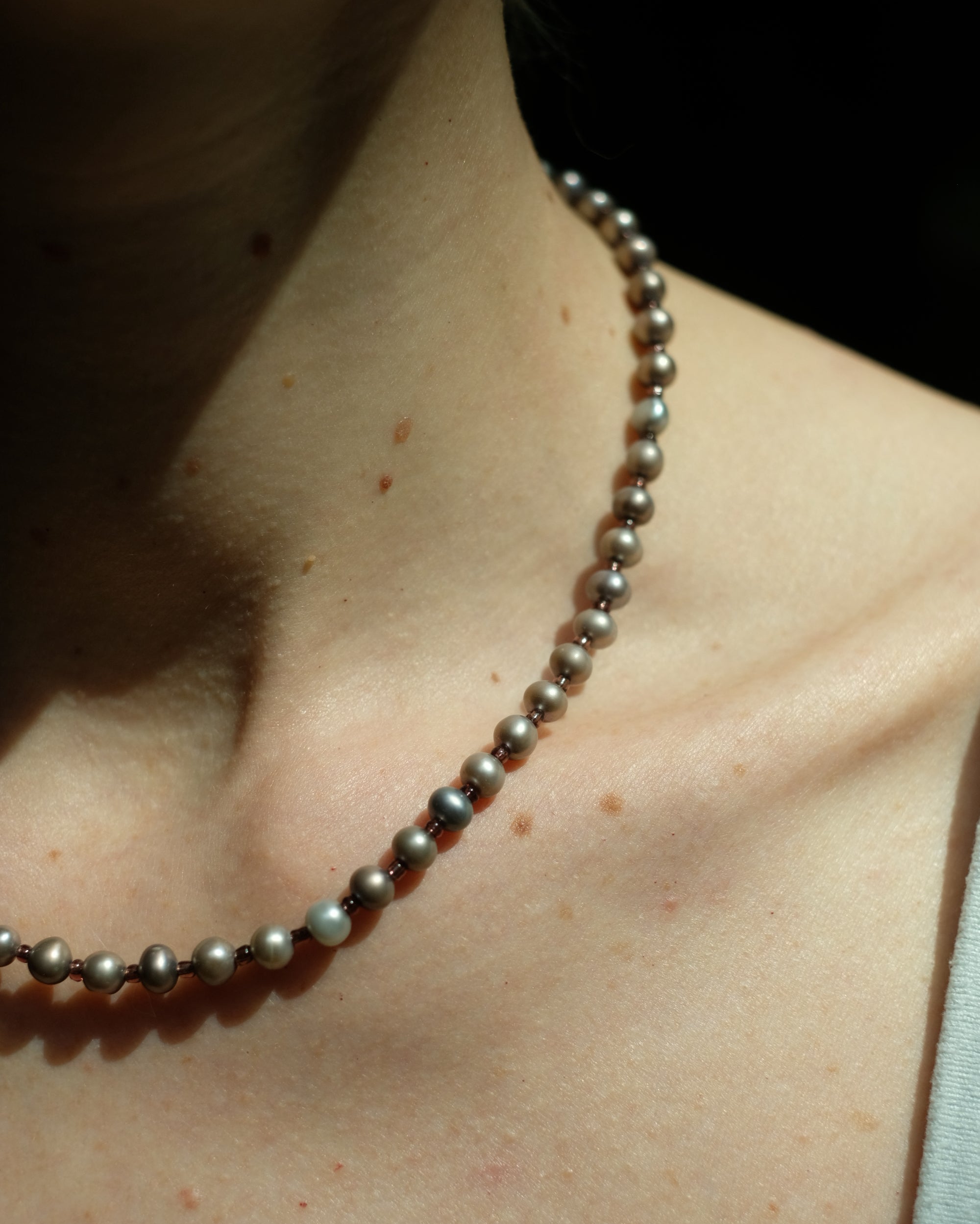 Freshwater Pearl Mix B/W
