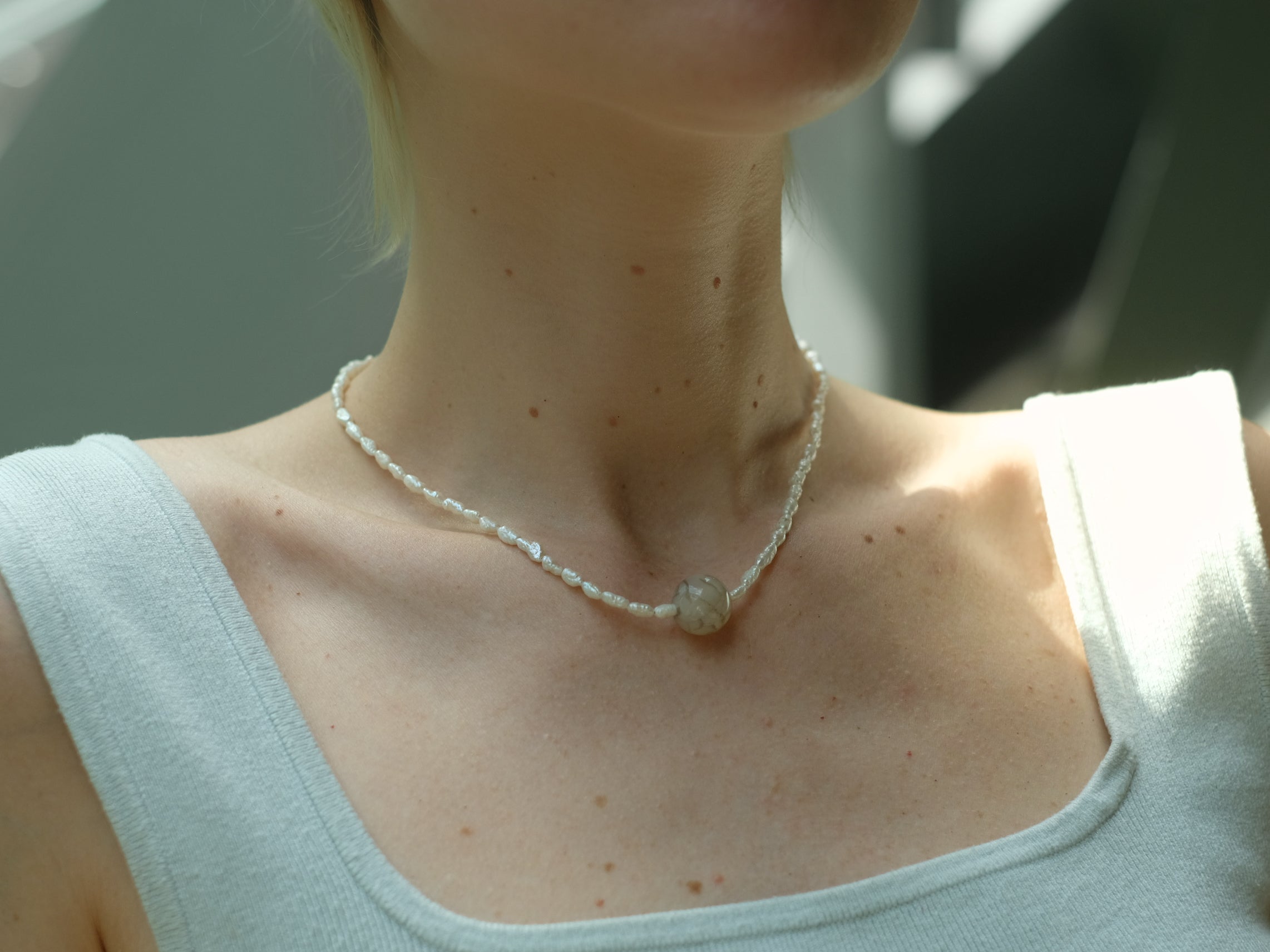 Pearls meet Spinnenachat
